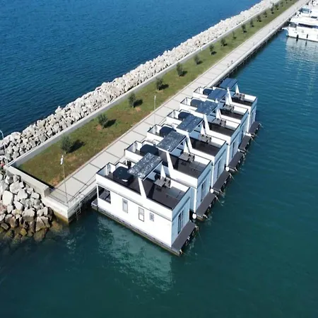 Modern Houseboat With Whirlpool In Novigrad